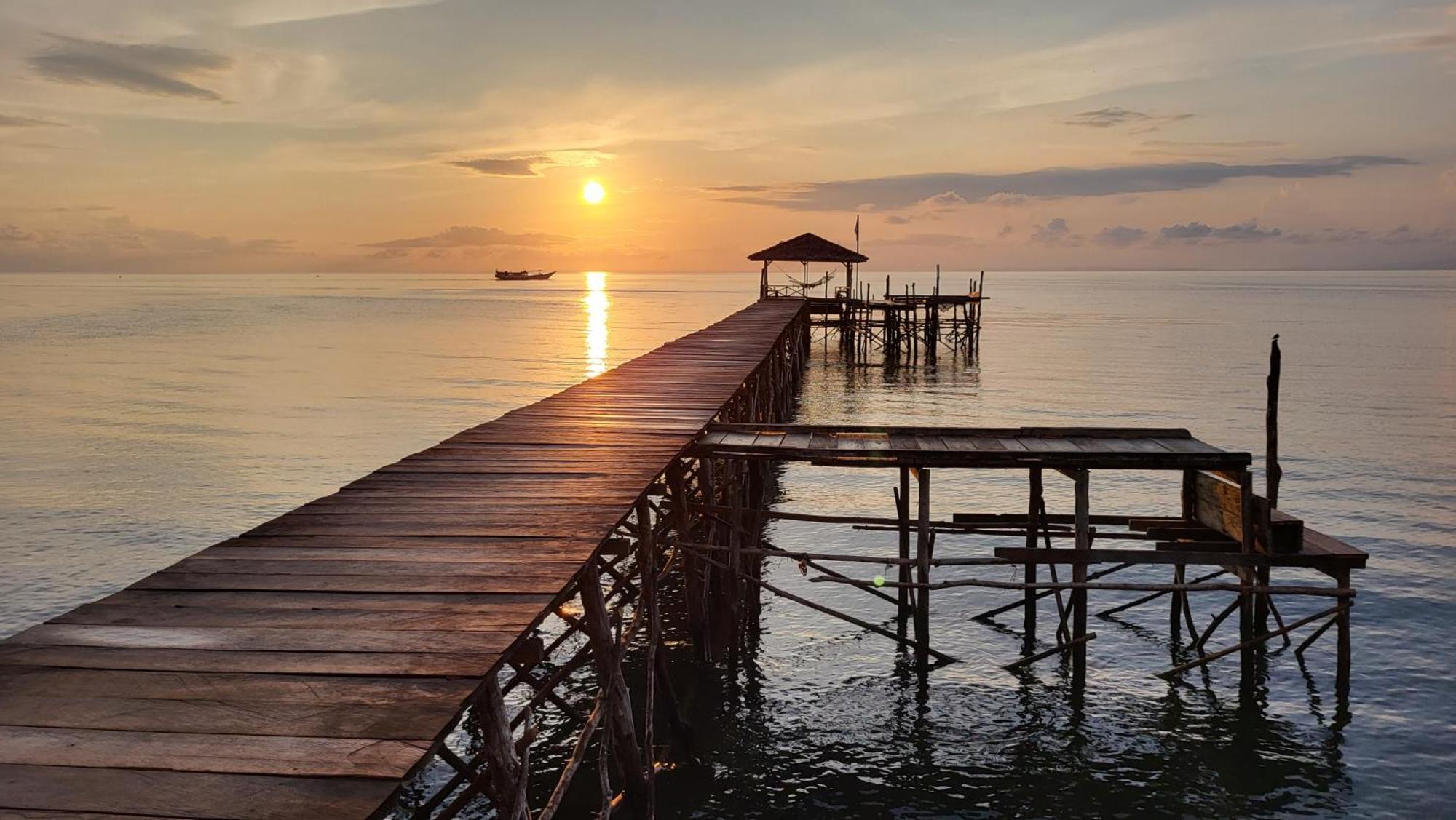 Pristine Paradise Dive Resort - Togean Islands, Una Una Pulau Unauna Exterior foto